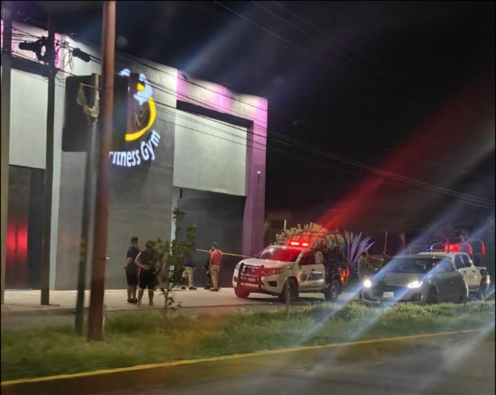 Sujetos armados disparan en gimnasio 'Vida Fitness Gym'; no hay lesionados